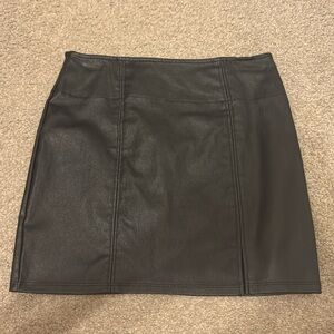 Shinestar Faux Leather Black Skirt Size M